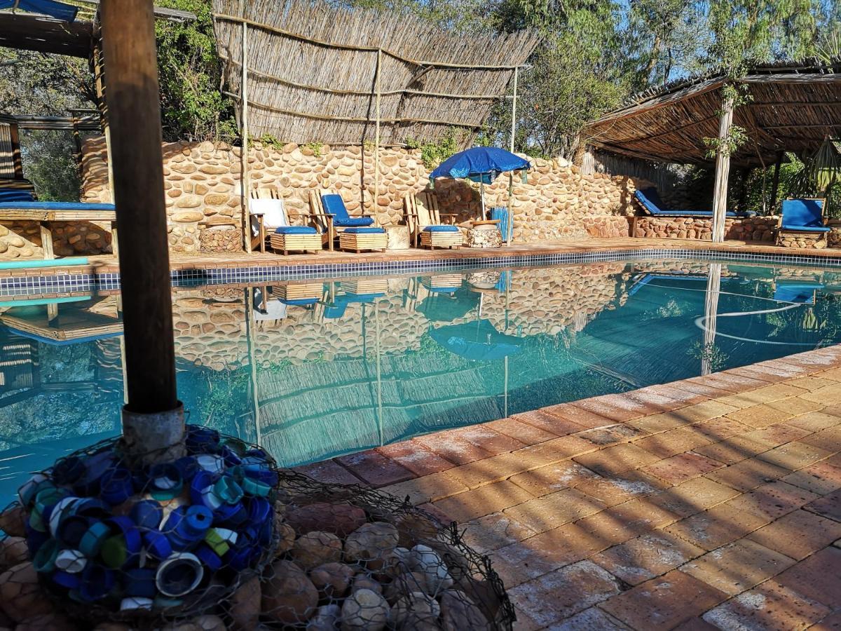 Amber Lagoon Backpackers Lodge Vleirivier Esterno foto