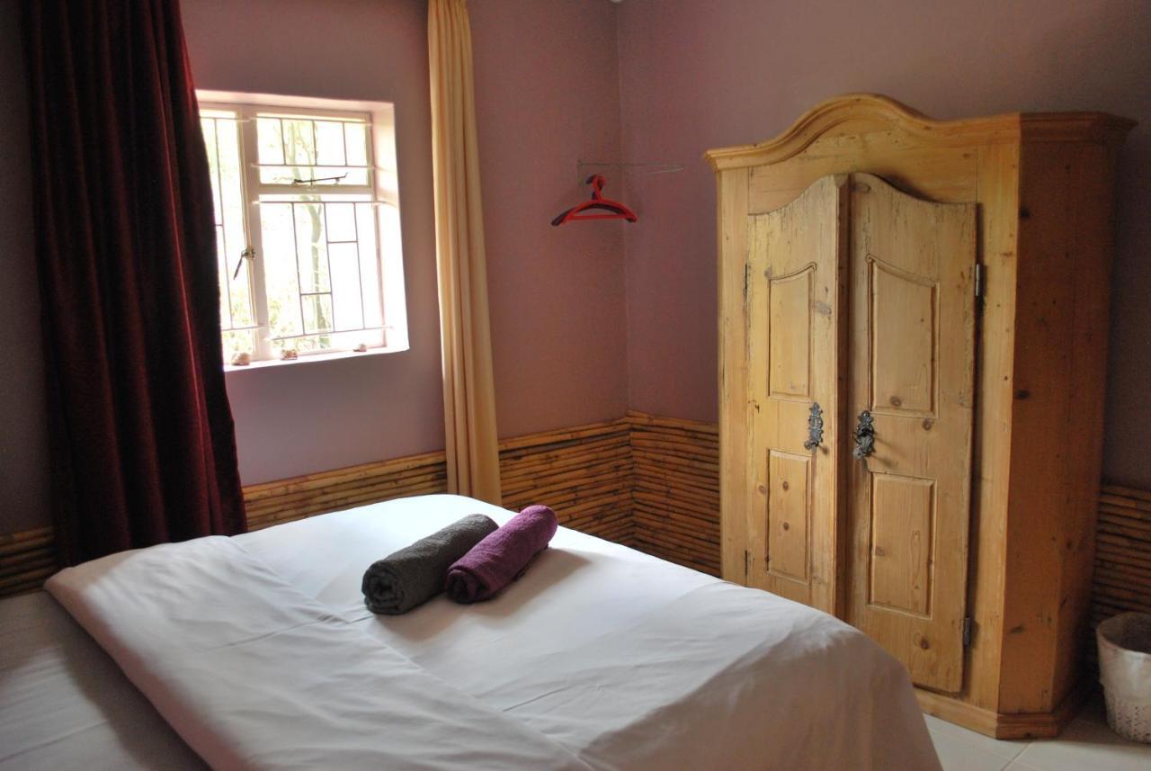 Amber Lagoon Backpackers Lodge Vleirivier Esterno foto